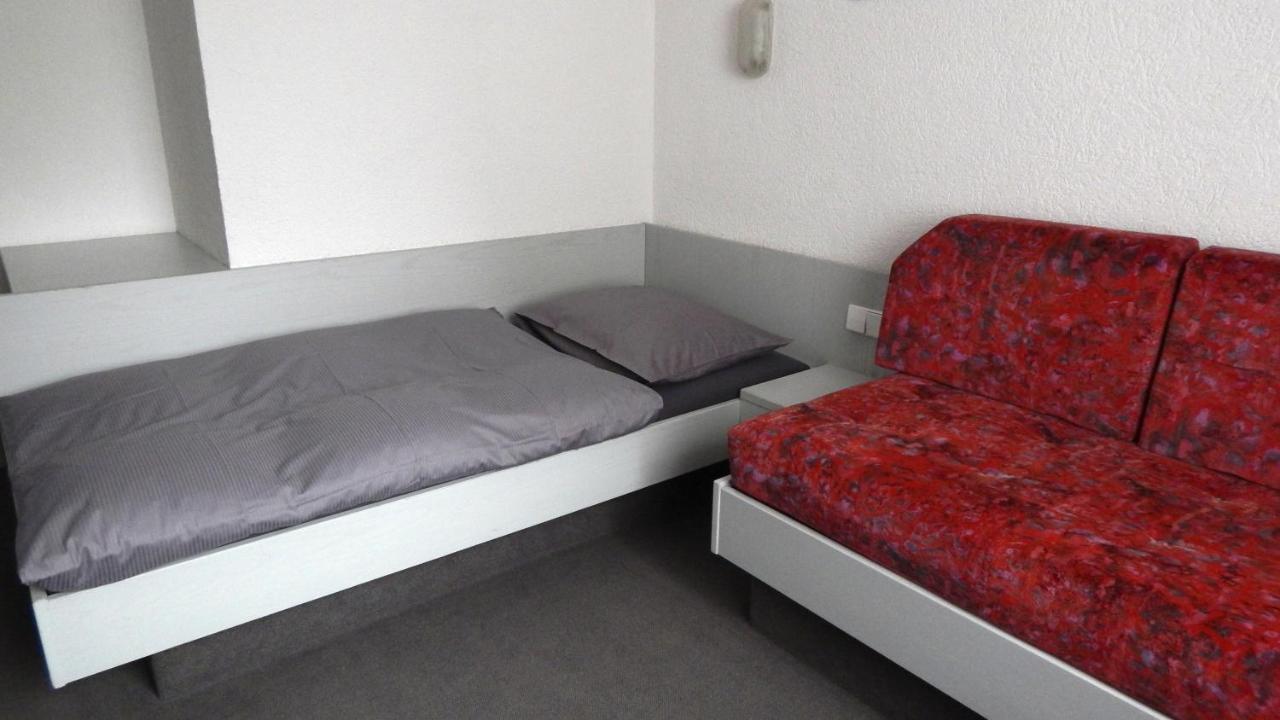 Hotel Carle Deizisau Exteriör bild